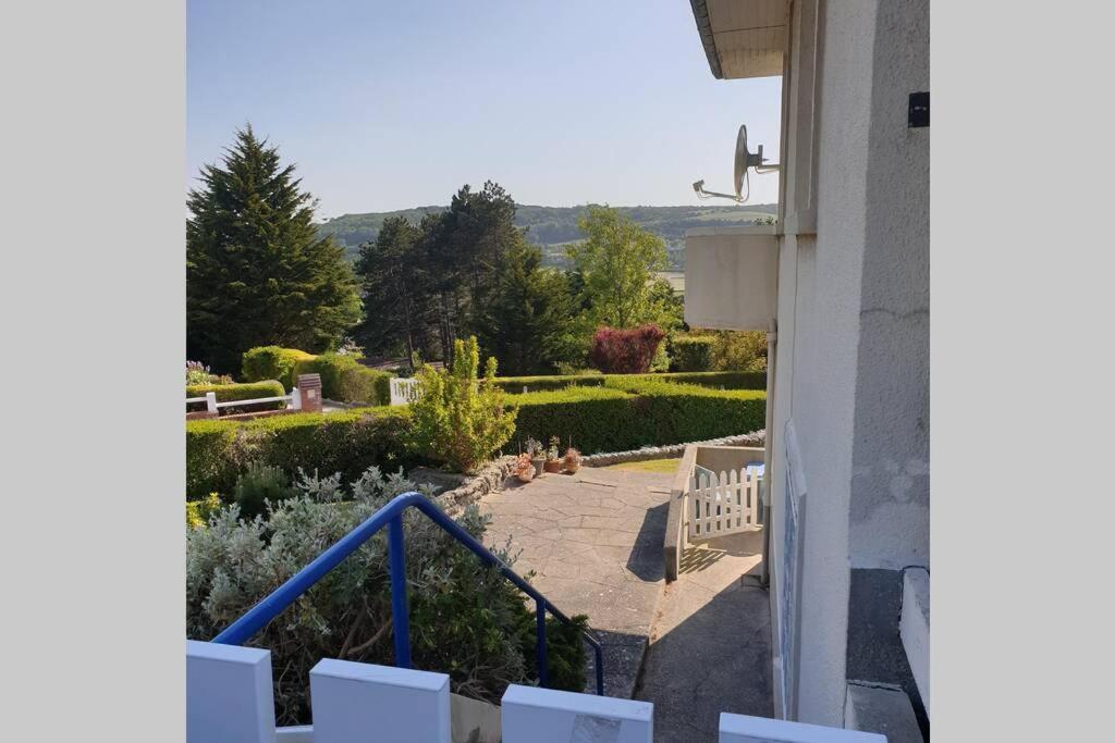 Rez De Jardin Vue Mer Costa Bella クリエル・シュル・メール エクステリア 写真